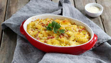 Fusilli au four aux poireaux et aux lardons