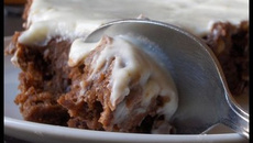 Fondant au chocolat sans œufs et son glaçage au chocolat blanc