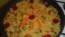 Arroz con chorizo y pimienta