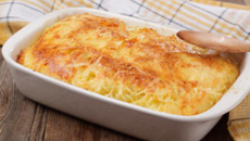 Gratin de pommes de terre et céleri rave au fromage râpé Bello Gratinato Giovanni Ferrari