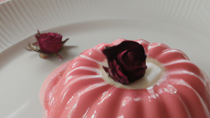 Panna cotta rose bonbon