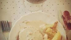 Tournedos de magret de canard sauce foie gras