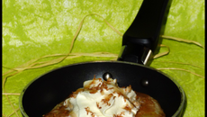 Pancakes à la banane, coco et rhum