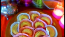 Ka'b al  ghazal aux dattes et amandes (cornes de gazelle)