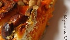 Galette carottes/chèvre à l'estragon, huile d'argan et noisettes