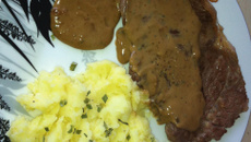 Pavé de noix de Basse côte au Roquefort