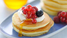 Pancakes aux fruits des bois