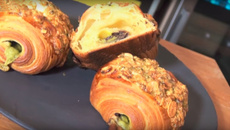 Pains au chocolat ou Chocolatines pistache-amande