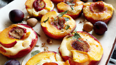 Gâteaux de nectarines aux amandes