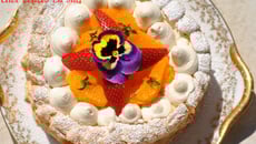 Pavlova à l'orange et fraises de Christophe Michalak