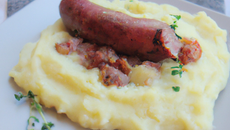 Andouille de Vire au Pont-l'Avêque purée de pomme de terre gratinée