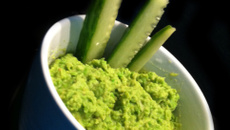 Guaca... Nan ! Alien Hummus aux petits pois !