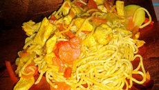 Pâtes au poulet et curry