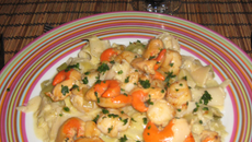 Coquilles Saint Jacques sur lit de poireaux