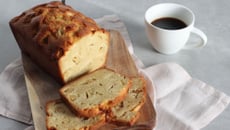 Cake moelleux aux pommes fondantes de ma grand-mère
