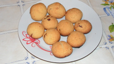 Boules sablées à la pâte de datte