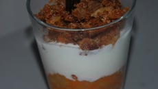 Verrine de compotée poire/potiron vanillée, poire séchée et crumble de speculoos
