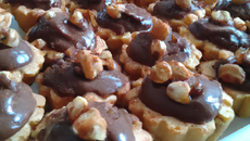 Petits gâteaux chocolat noisettes