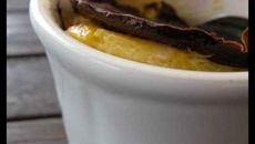 Crème orange bergamotée sous craquant de chocolat noir