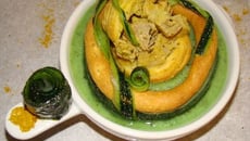 Purée de courgettes et son chou de porc au curry