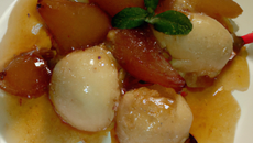 Glace aux poires au sirop