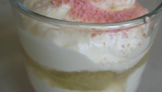 Tiramisu fraise-rhubarbe