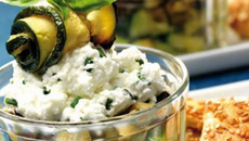 Verrine de courgettes et ses triangles au sésame