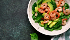 Salade aux avocats et crevettes