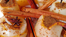 Brochette de poires aux épices