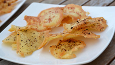 Chips de blancs d'œufs aux épices