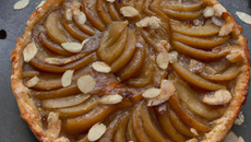 Tarte au poires au miel et amandes