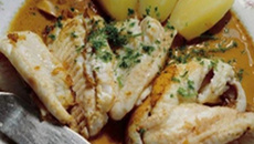 Filets de soles sautés à la chicorée