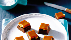 Bouchées de chocolat au lait au caramel et spéculos