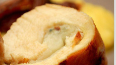 Saltimboccas aux poires et Roquefort et réduction au vin et miel....