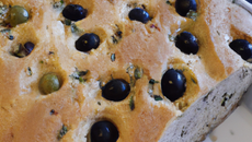 Cake aux olives maison