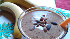 Smoothie banane amandes chocolat