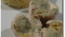 Ballottines de dinde farcies aux endives sauce Roquefort