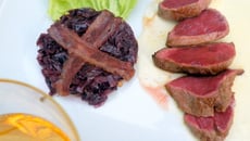 Basse côte de bœuf de Chalosse Label rouge IGP façon ch'ti et sa tatinette de chou rouge braisé