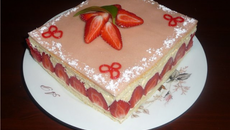 Fraisier et crème mousseline au kirsch