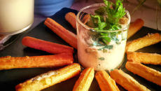 Fingers apéritifs et sa crème au roquefort