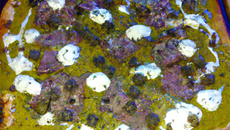 Pizza festive (magret sauce poivre vert)