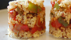 Quinoa / boulgour & fondue de poivrons à la tomate