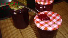 Gelée de framboises et de groseilles