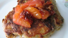 Petites crêpes d'aubergines et concassée de tomates