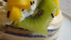 Pavlovas aux fruits éxotiques