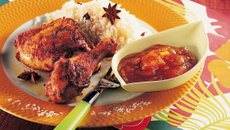 Cuisses de poulet à la tahitienne avec riz coco et chutney à la mangue