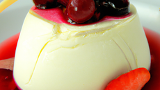 Bavarois au fromage blanc et aux fruits rouges
