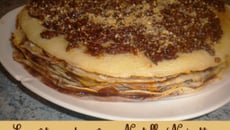 Gâteau de crêpes au nutella et noisettes