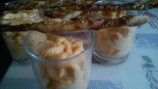 Mousse carotte et bâtonnets cumin et gomasio