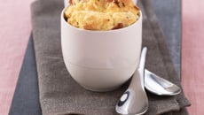 Petits soufflés au poulet et au jambon